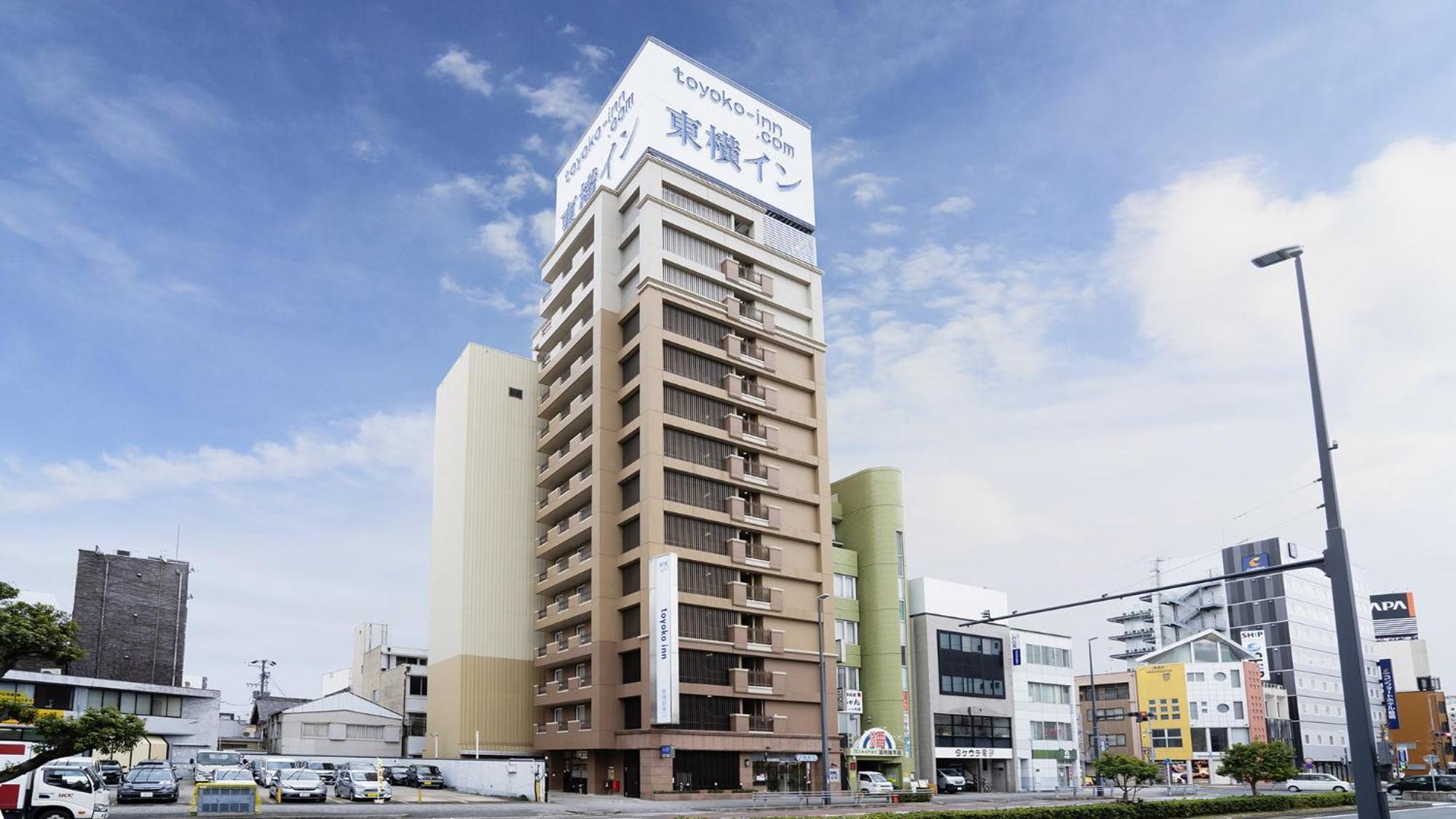 Toyoko Inn Toyohashi Eki Higashi Guchi Exteriör bild