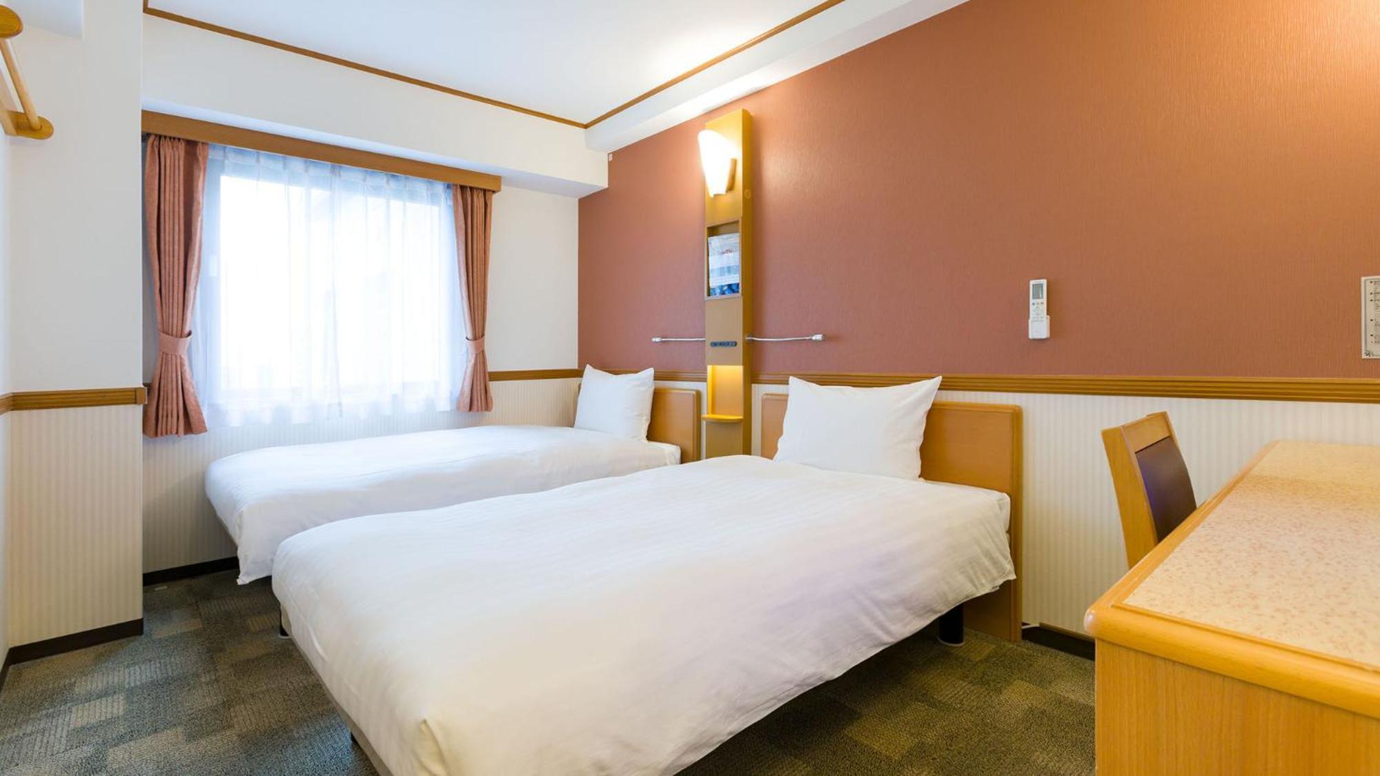 Toyoko Inn Toyohashi Eki Higashi Guchi Exteriör bild
